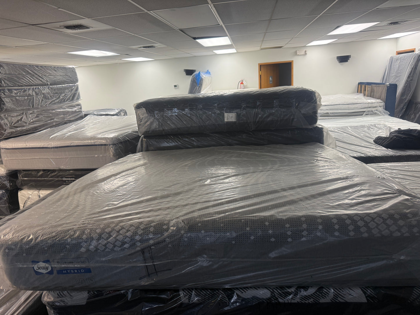 king Sealy posturpedic firm mattress hybrid #B82