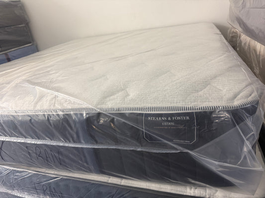 King stearns and foster estate mattress #B39